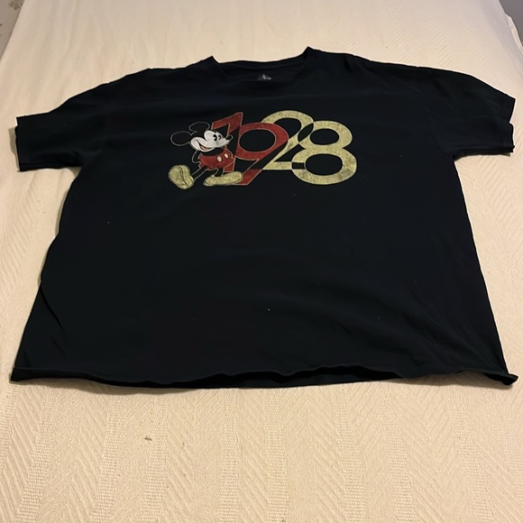 Disney T-shirt, Mickey Design 1928, Women’s XL - Picture 2 of 4